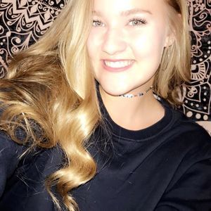 Meet your Posher, Mackenzie